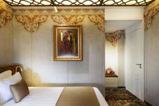 Отель Gallery 37, BW Premier Collection Пловдив Premium King Room with King Bed and City View - Non-Smoking-19